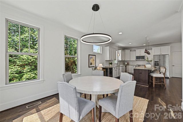 1102 Yale Place, Charlotte, NC 28209