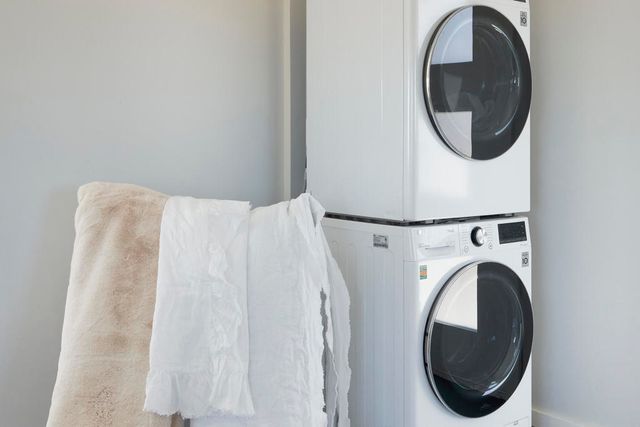 2250 Delgada Avenue, Landers, CA 92285