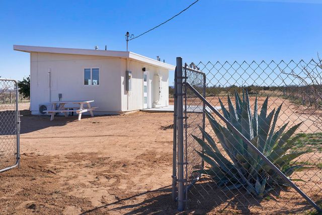 2250 Delgada Avenue, Landers, CA 92285