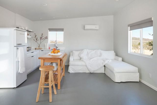 2250 Delgada Avenue, Landers, CA 92285