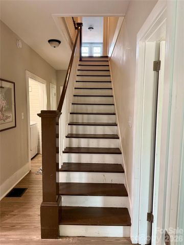 2709 N Main Avenue, Newton, NC 28658