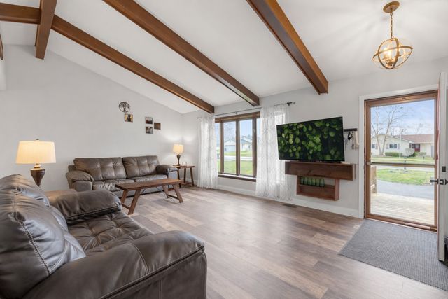 543 Norman Drive, Cary, IL 60013