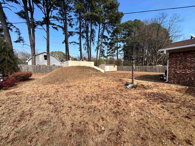 6 Apache Drive, Searcy, AR 72143