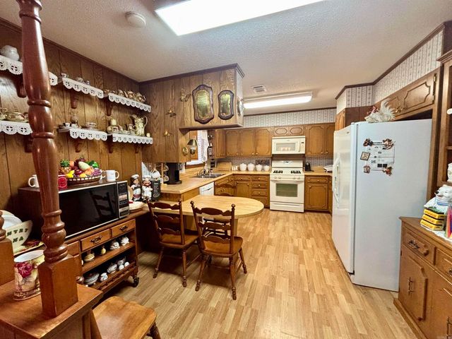 6 Apache Drive, Searcy, AR 72143