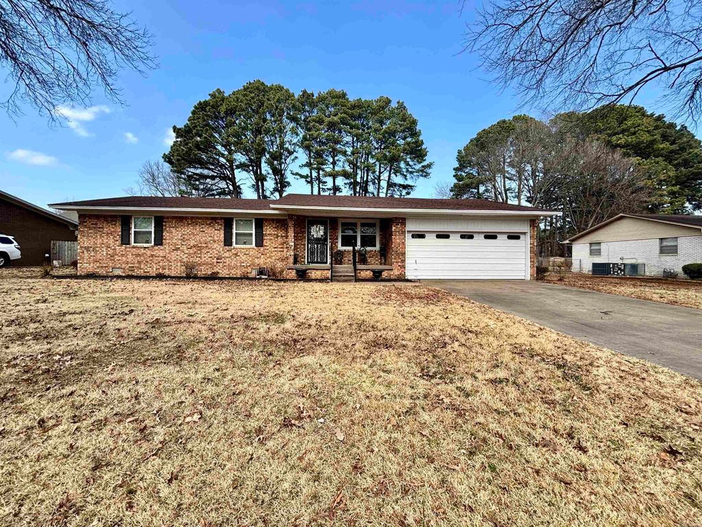 6 Apache Drive, Searcy, AR 72143