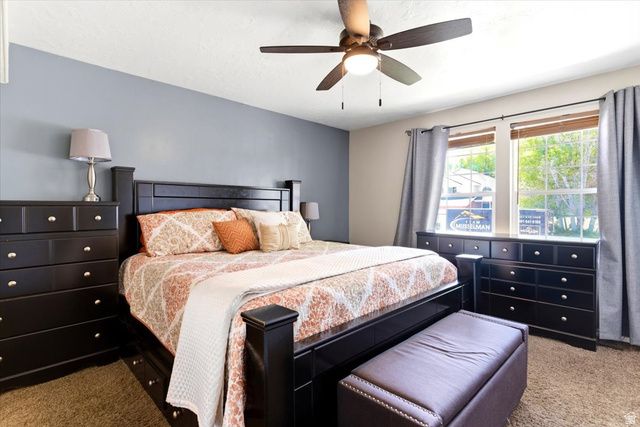 1016 N 525 W, Clinton, UT 84015