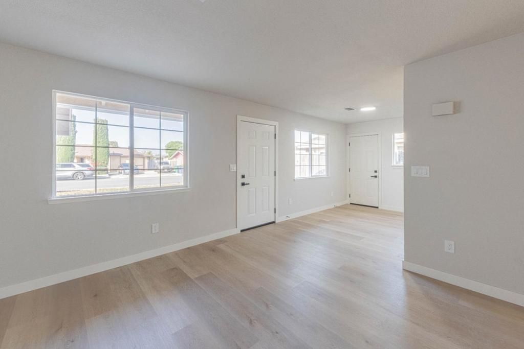 Image 12 of property listing at 614 Maple Street, King City, CA 93930