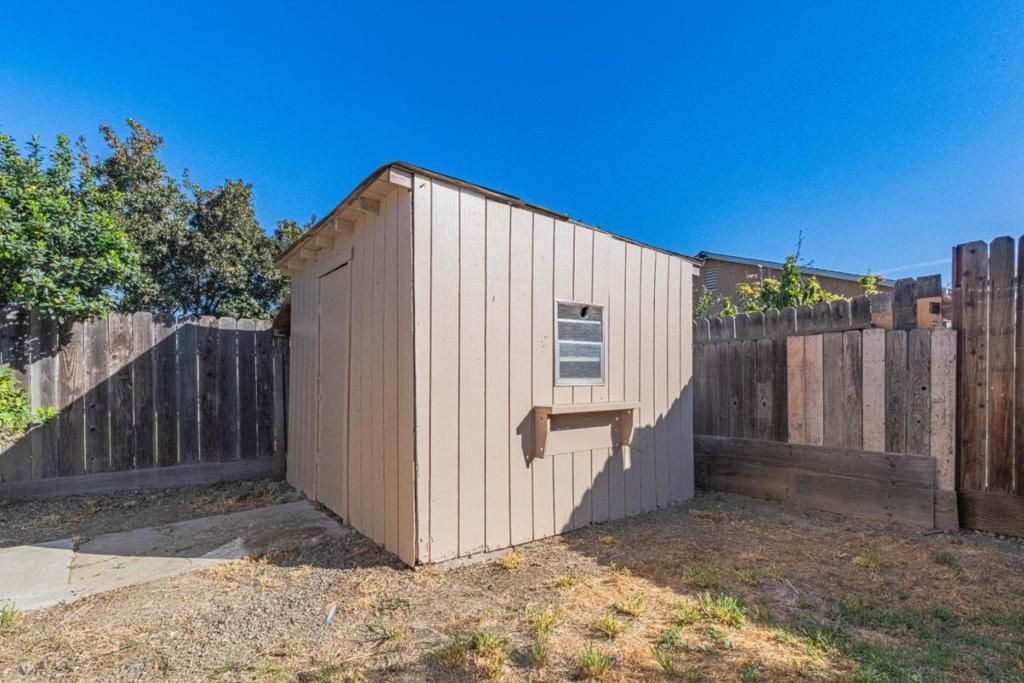 Image 26 of property listing at 614 Maple Street, King City, CA 93930