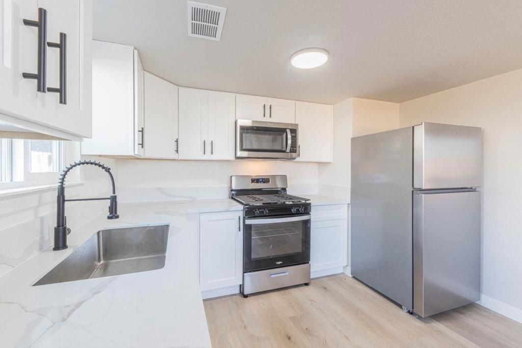 Image 4 of property listing at 614 Maple Street, King City, CA 93930