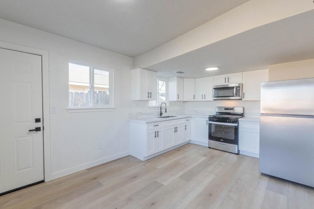 Image 6 of property listing at 614 Maple Street, King City, CA 93930