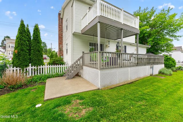817 14th Street, Watervliet, NY 12189