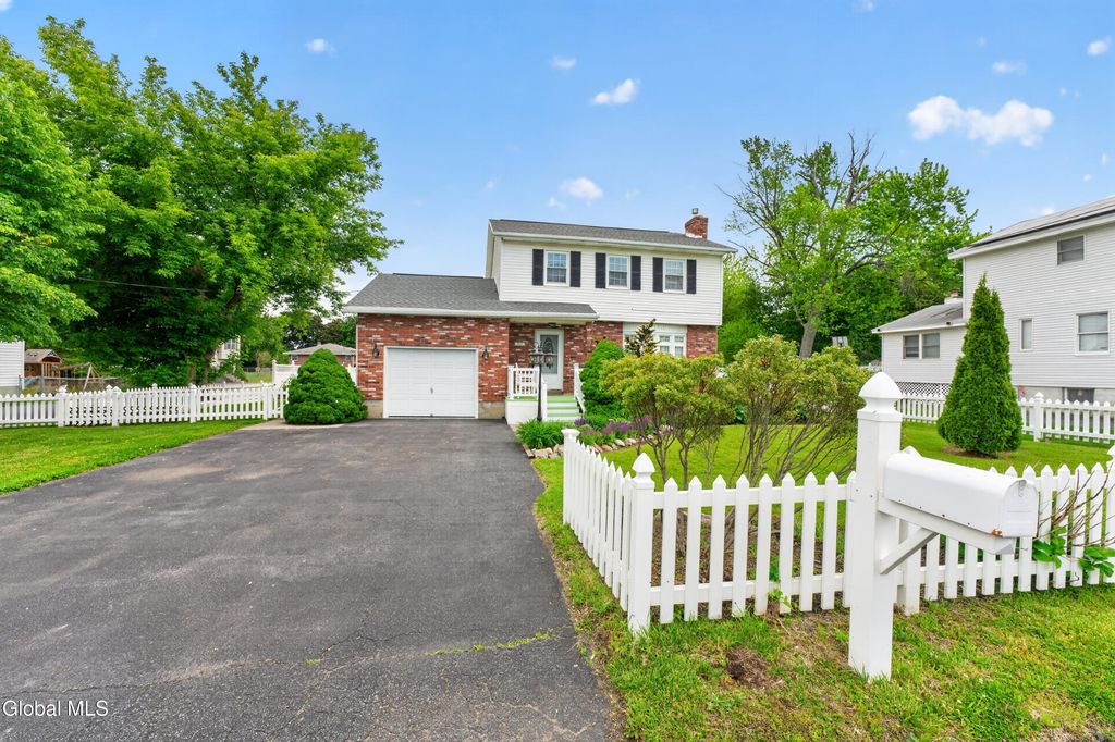 817 14th Street, Watervliet, NY 12189