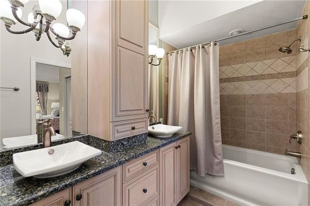 8400 Naples Heritage DR 1524, Naples, FL 34112