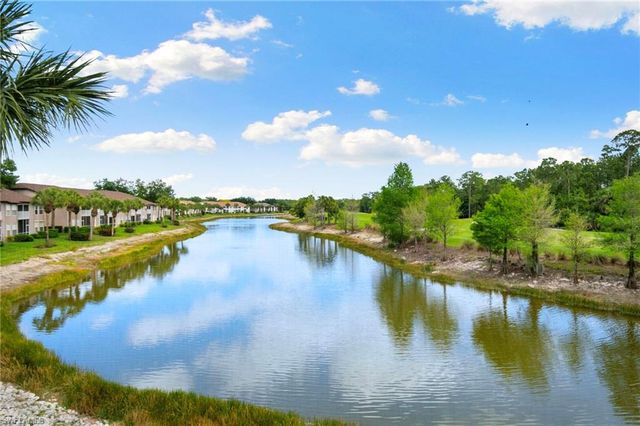 8400 Naples Heritage DR 1524, Naples, FL 34112