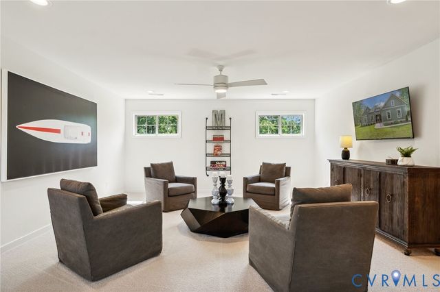 3936 Robins Ridge Dr, Moseley, VA 23120