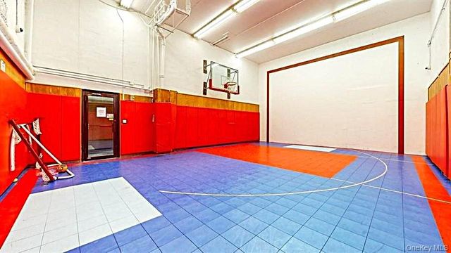 100 Diplomat Drive 8J, Mount Kisco, NY 10549