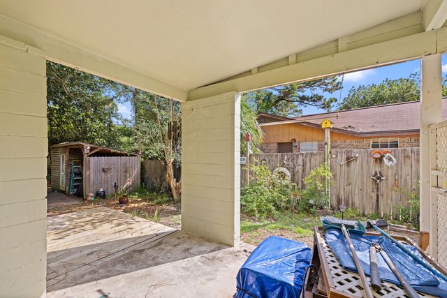 48 NE Laurie Drive, Fort Walton Beach, FL 32548