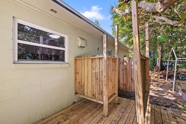 48 NE Laurie Drive, Fort Walton Beach, FL 32548