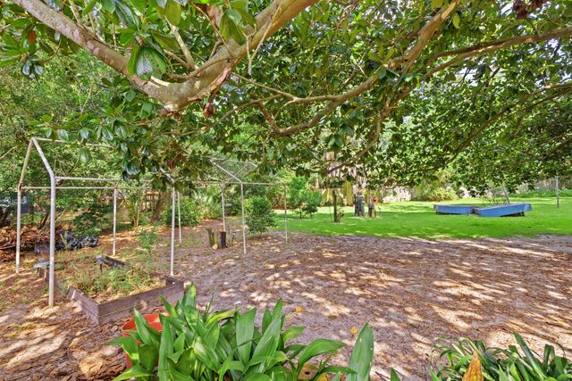 48 NE Laurie Drive, Fort Walton Beach, FL 32548