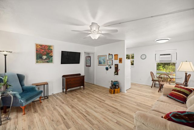 48 NE Laurie Drive, Fort Walton Beach, FL 32548