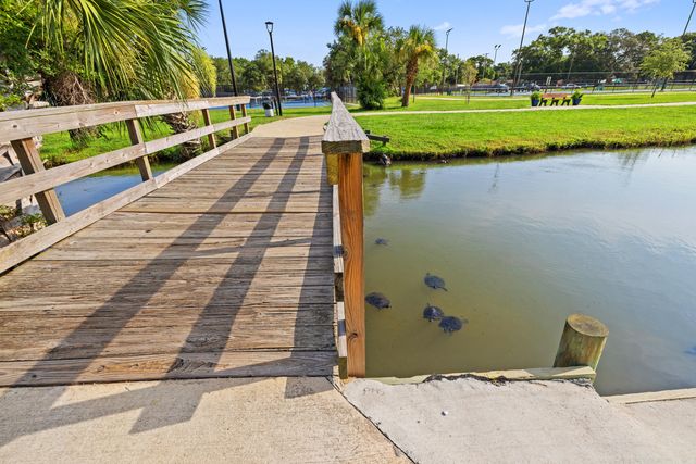 48 NE Laurie Drive, Fort Walton Beach, FL 32548