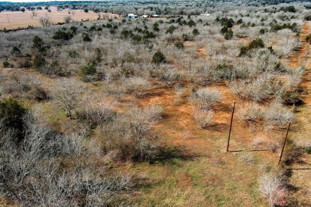 1648 Jeddo RD, Rosanky, TX 78953