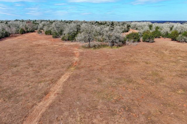 1648 Jeddo RD, Rosanky, TX 78953