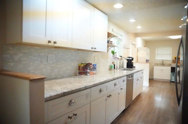 215 County Road 193, Alvin, TX 77511