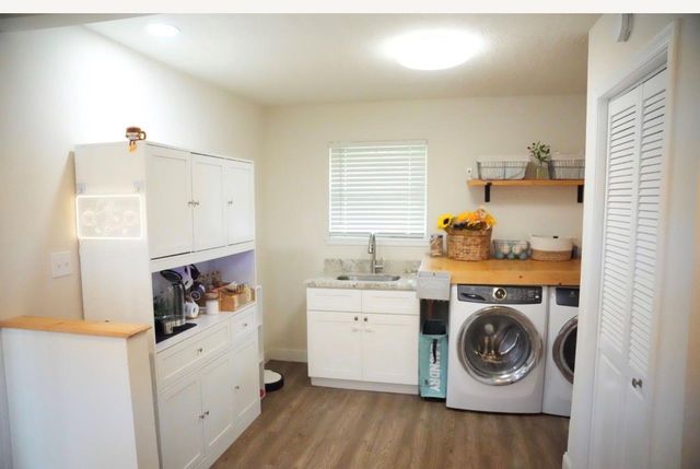215 County Road 193, Alvin, TX 77511
