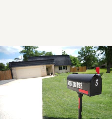 215 County Road 193, Alvin, TX 77511