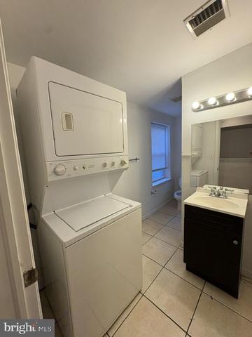 1709 W MASTER ST, Philadelphia, PA 19121