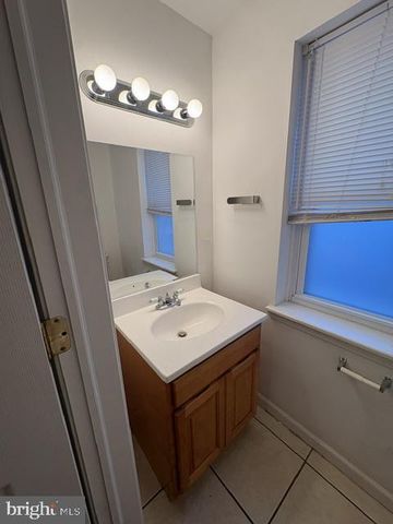 1709 W MASTER ST, Philadelphia, PA 19121