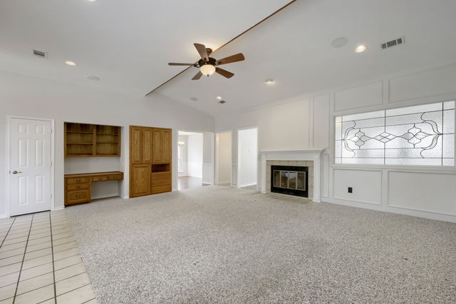 11 Kim Court, Mansfield, TX 76063