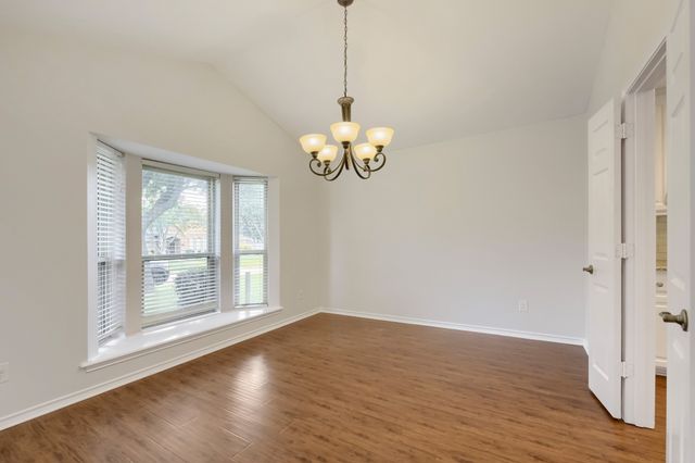 11 Kim Court, Mansfield, TX 76063