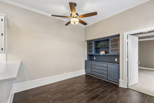 604 Shalamar Place, Irving, TX 75061