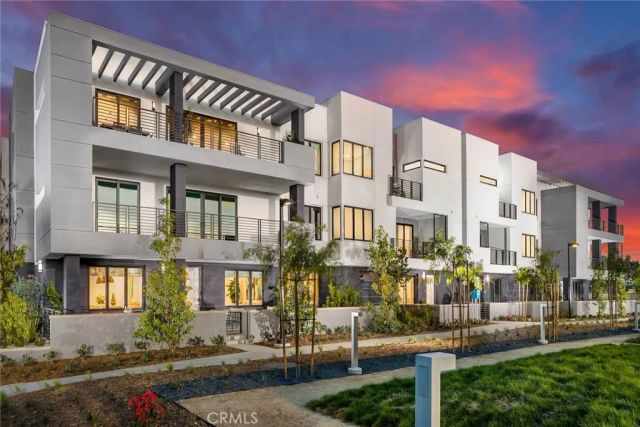 16175 Dawn Way 207, Tustin, CA 92782