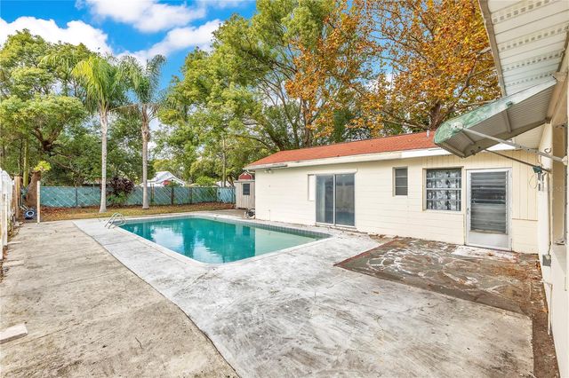 706 MASSACHUSETTS AVENUE, St Cloud, FL 34769