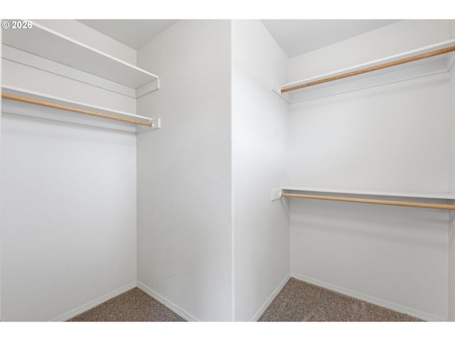 17290 Sw BERKELEY Ln, Beaverton, OR 97003