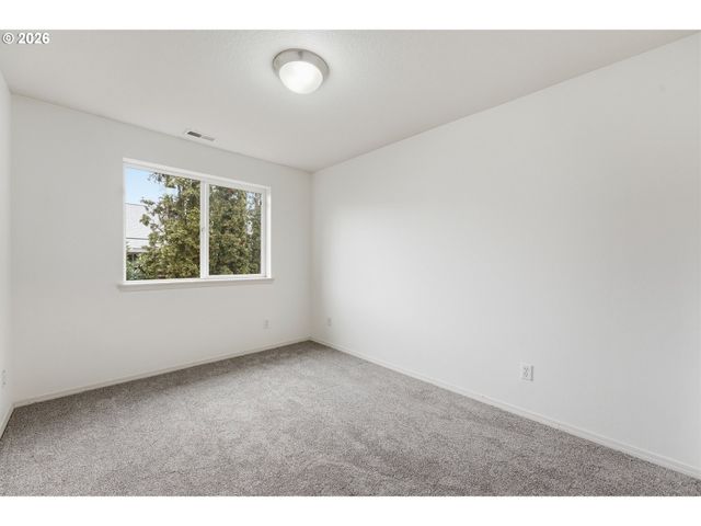 17290 Sw BERKELEY Ln, Beaverton, OR 97003