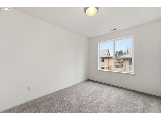 17290 Sw BERKELEY Ln, Beaverton, OR 97003