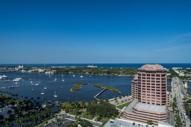 701 S Olive Avenue 707, West Palm Beach, FL 33401