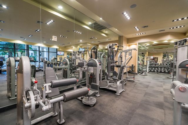 701 S Olive Avenue 707, West Palm Beach, FL 33401