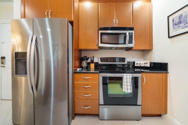 701 S Olive Avenue 707, West Palm Beach, FL 33401