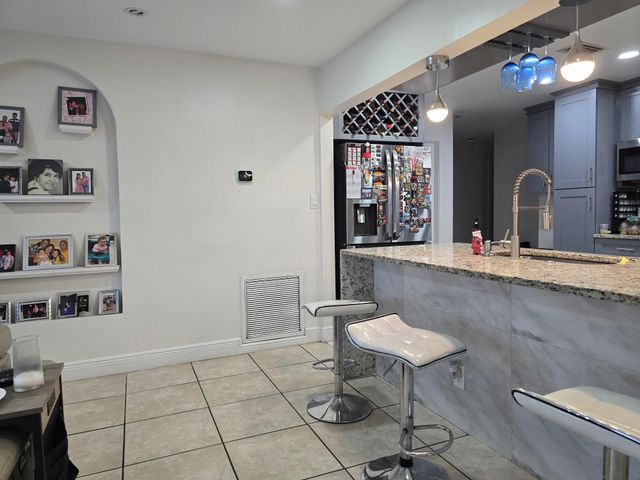 7811 NW 40th Court, Coral Springs, FL 33065