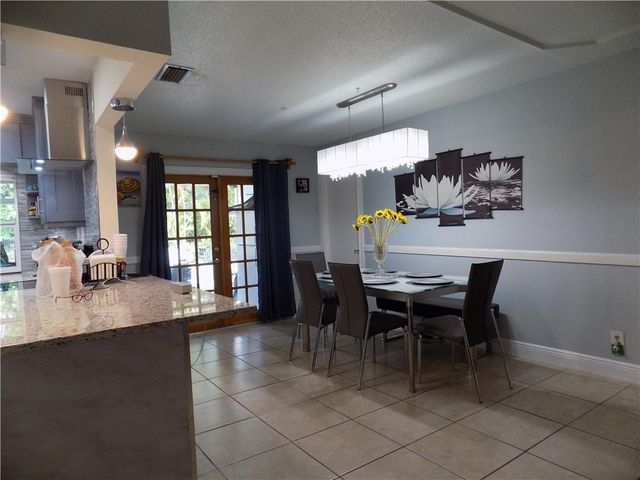 7811 NW 40th Court, Coral Springs, FL 33065