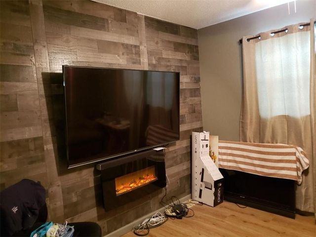 7811 NW 40th Court, Coral Springs, FL 33065