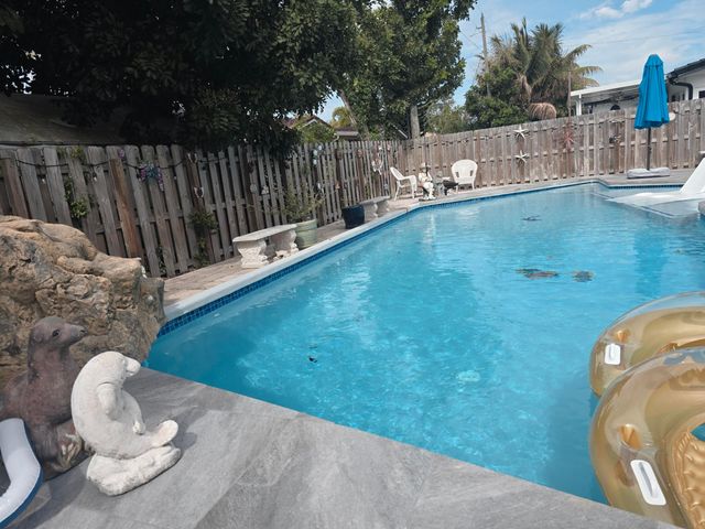 7811 NW 40th Court, Coral Springs, FL 33065