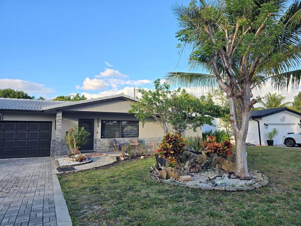 7811 NW 40th Court, Coral Springs, FL 33065