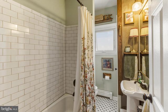 307 JOHNSON AVE, Oaklyn, NJ 08107