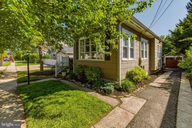 307 JOHNSON AVE, Oaklyn, NJ 08107